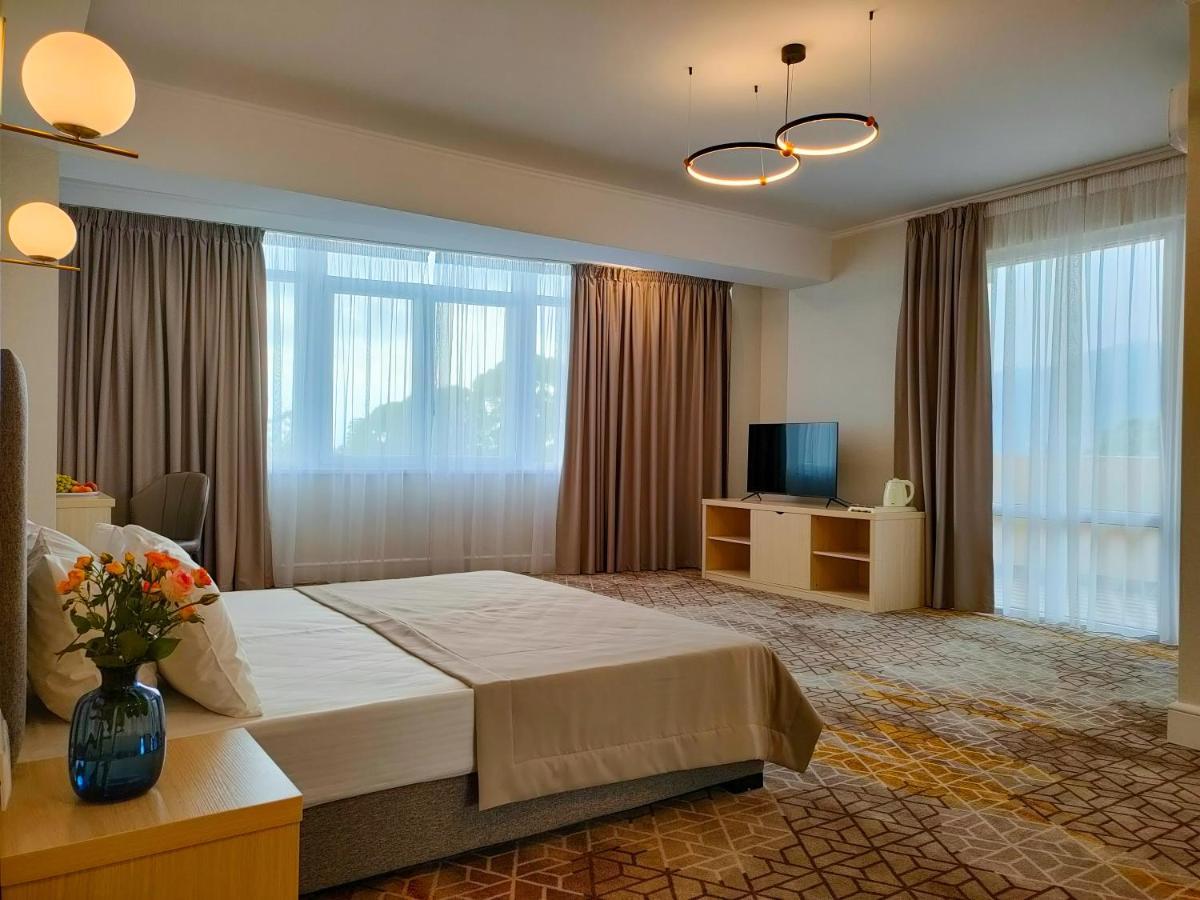 Hotel Citrus Gagra Exteriör bild