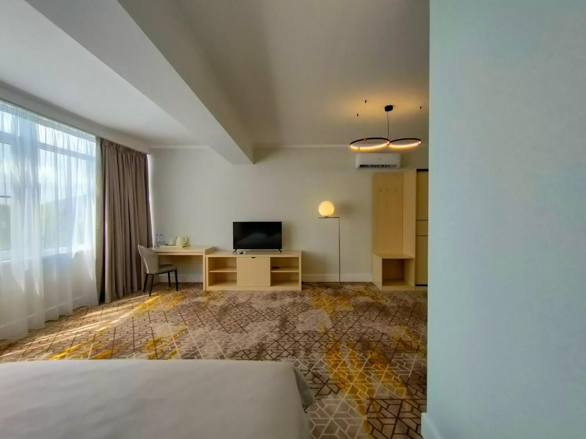 Hotel Citrus Gagra Exteriör bild