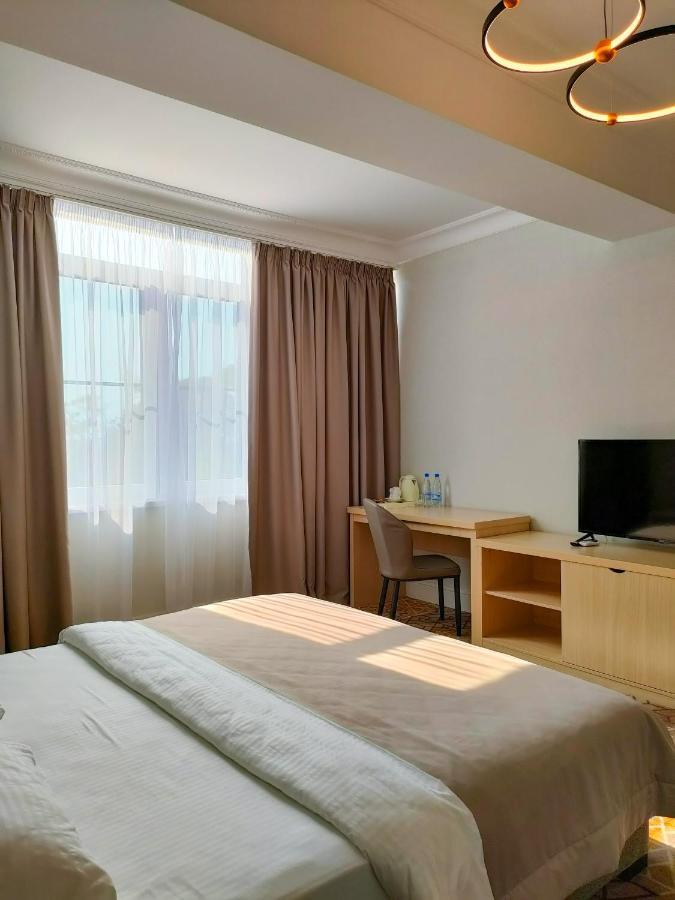 Hotel Citrus Gagra Exteriör bild