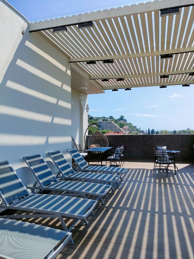 Hotel Citrus Gagra Exteriör bild
