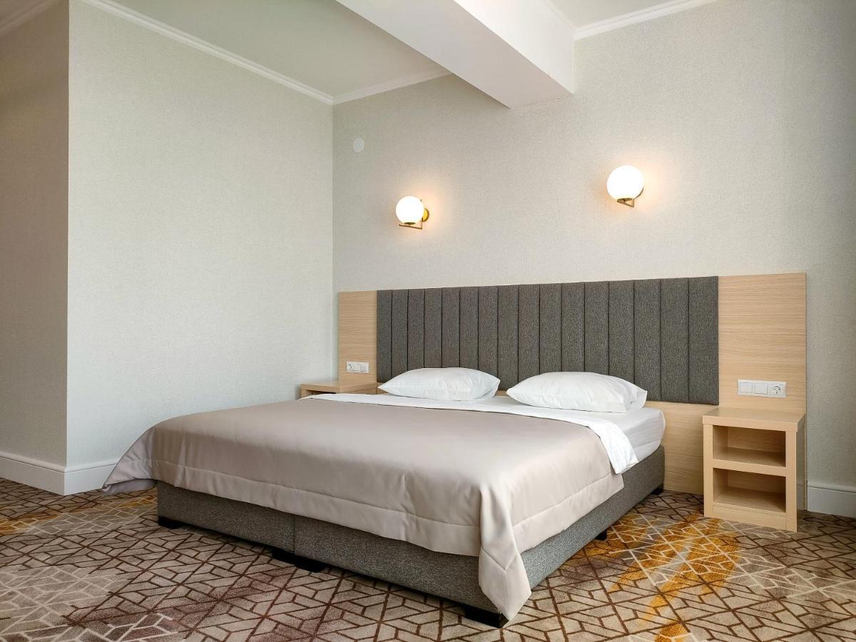 Hotel Citrus Gagra Exteriör bild